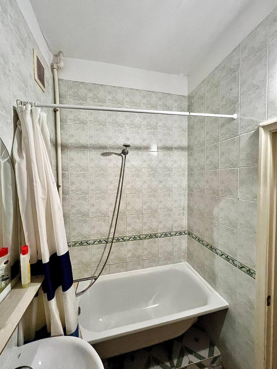 двухкомнатная в самом центре николаева !соборная! 3 разд места Apartament *